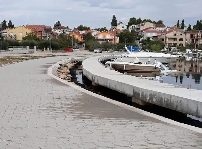 By The Beach Διαμέρισμα